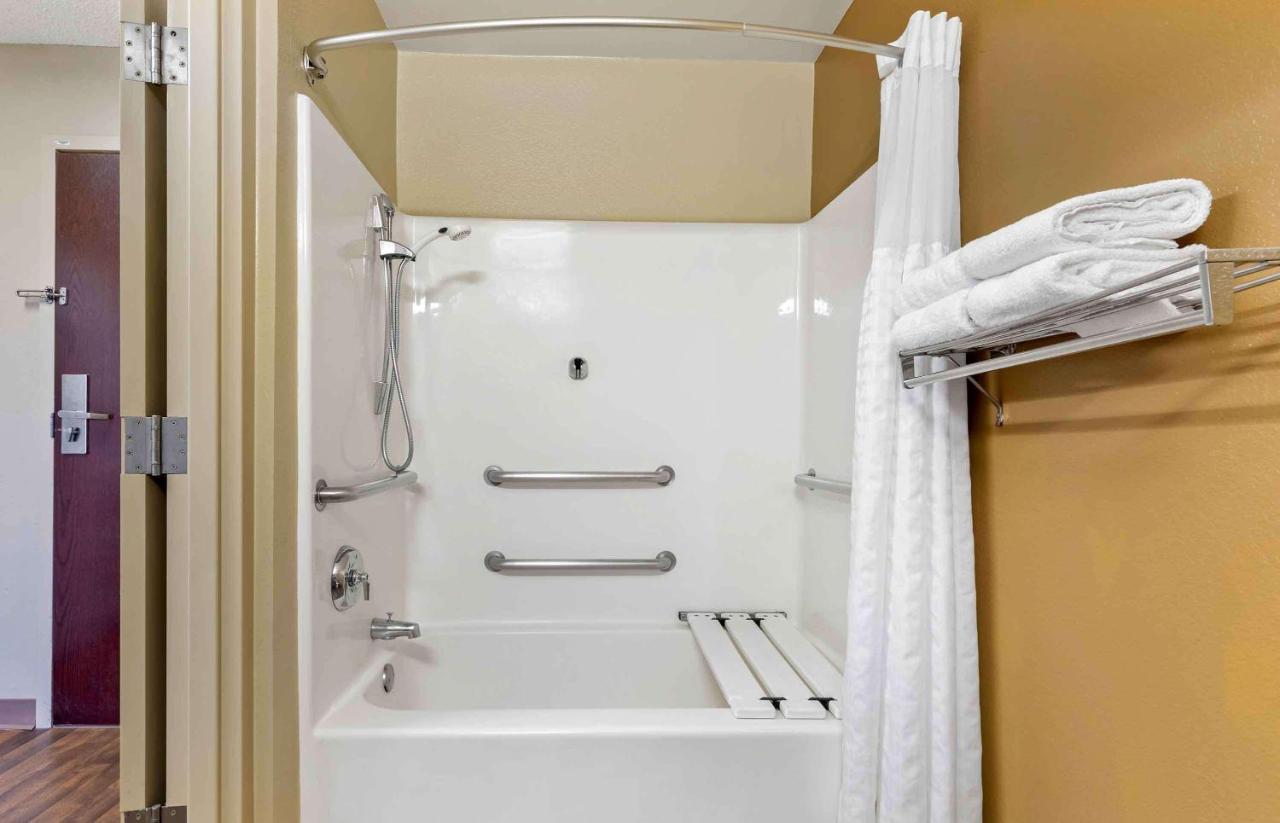 Extended Stay America Suites - Indianapolis - Airport Exterior photo